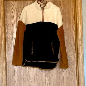 Medium fluffy sweater